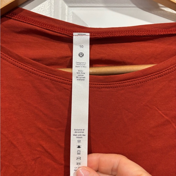lululemon athletica Long Sleeve Tee in Rust color - Picture 3 of 5